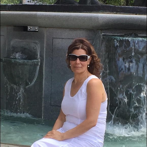 Meet your Posher, Eva - Picture 2 of 4